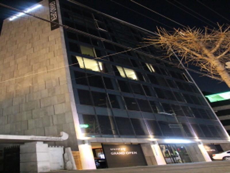 Khách sạn La Seoul